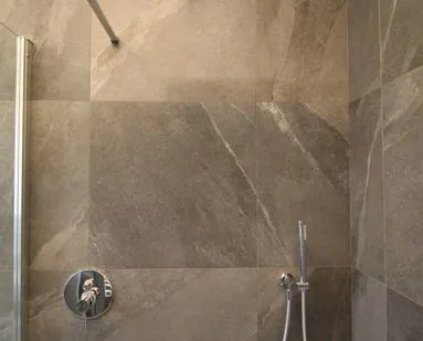 Dettaglio rivestimenti bagno
