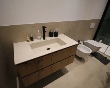 Mobile bagno su misura con lavandino 